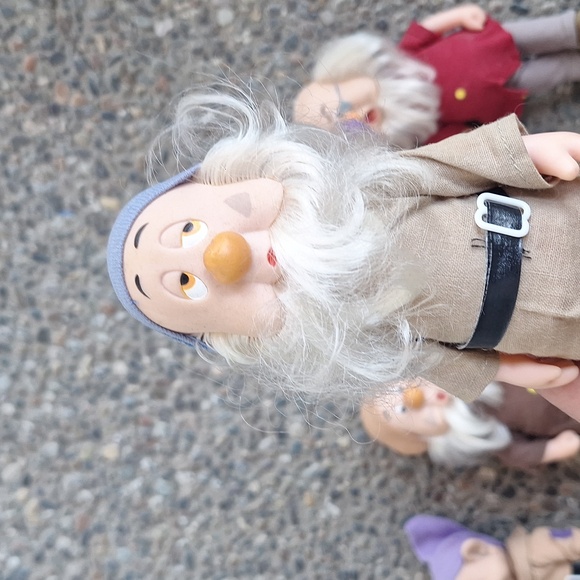 Vintage Disney Snow White and the 7 Dwarves Jointed Doll Set - Picture 8 of 10